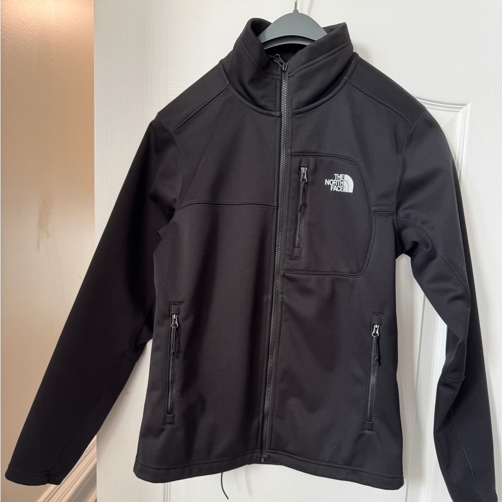 The North Face Apex Bionic 3 waterproof jacket. Men’s size small.